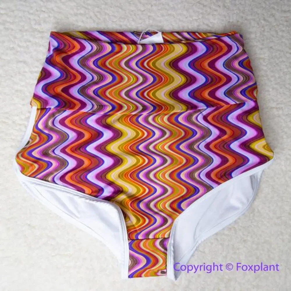 New! SALT GYPSY Free People bikini Bottoms in Soundwave print, size XS - Picture 2 of 12
